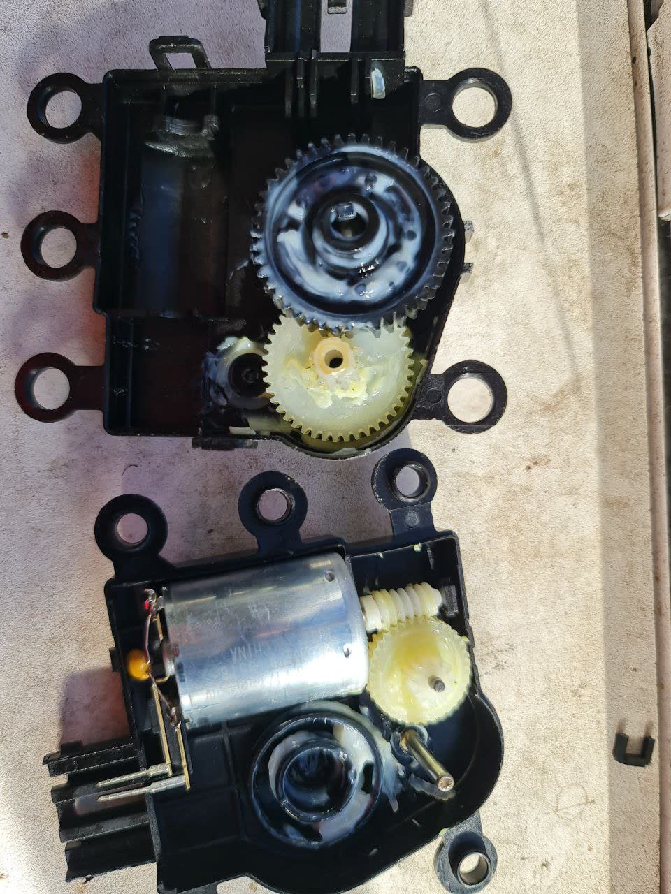 Mazda 6 motor installed in the X80, showing matching 3-pin connector