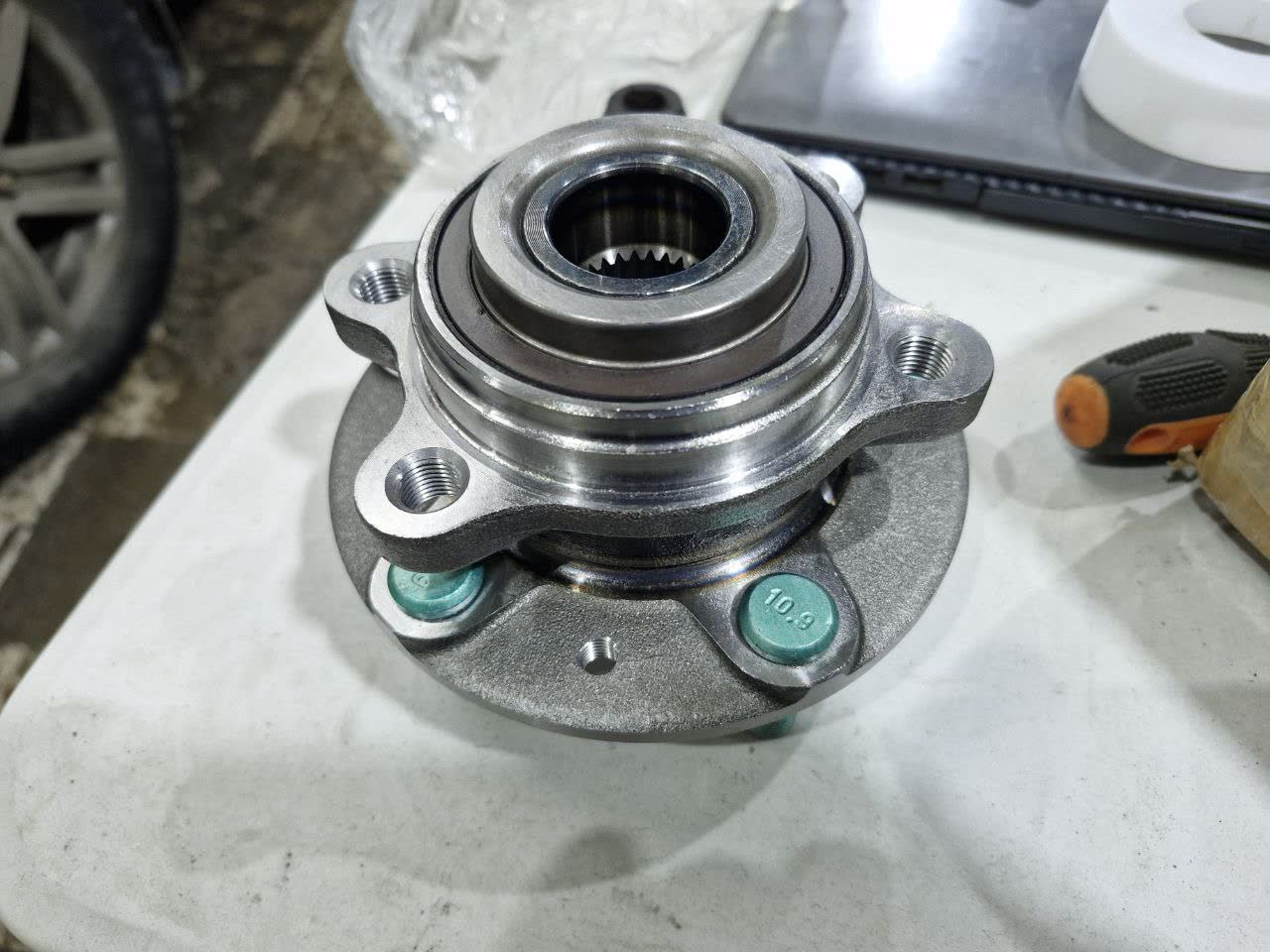 Hub assembly, additional photo