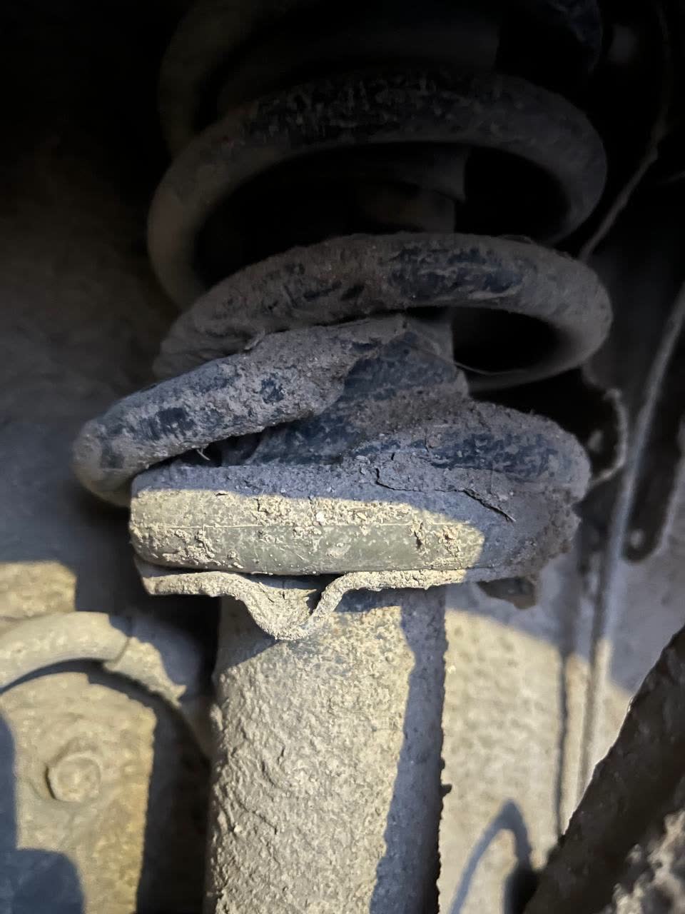 Second suspension wear reference photo