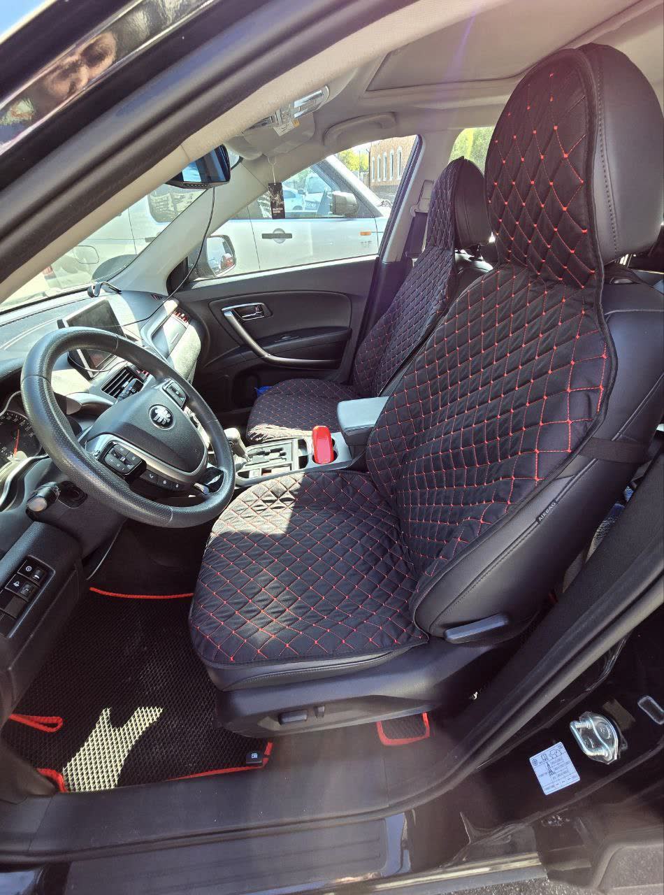 Photos of Autopilot-brand aftermarket seat covers installed, light-colored alcantara/fabric material maintaining good visibility and ventilation