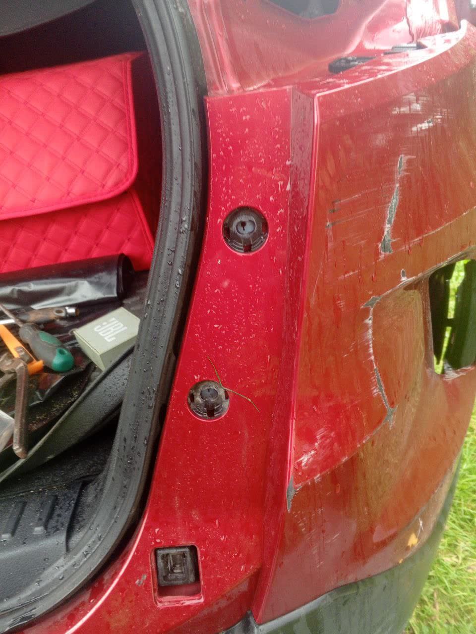 Replacement rear fog light unit sourced from Wildberries/Avito