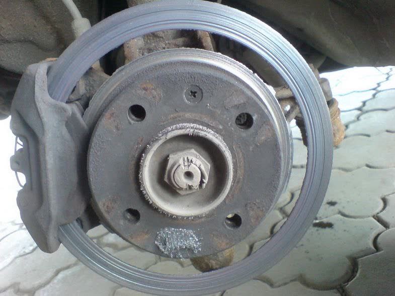 Photo shared alongside the 270,000 km ownership/service history report