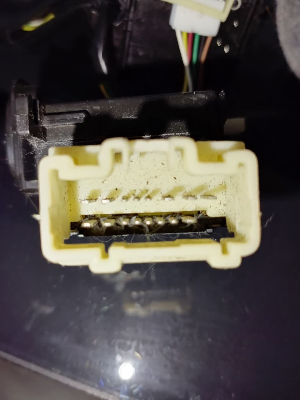 Russian-domestic steering-column switch, front-fog-only wiring, for comparison